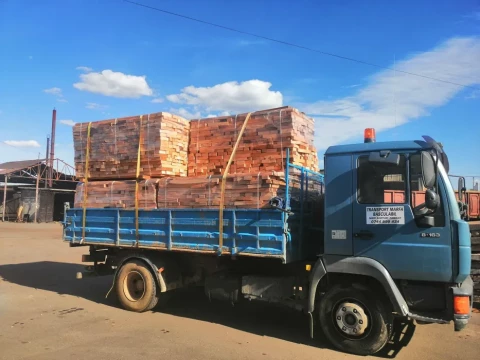 Transport marfă și mașini oriunde în tara